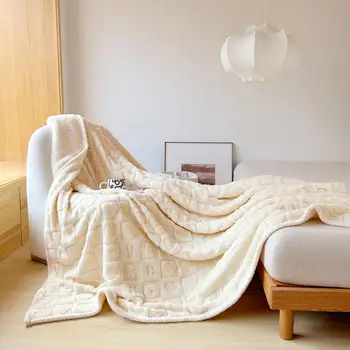 Эффектное одеяло, стильное уютное одеяло в клетку с сердечками, Универсальный офисный декор для дома, легкий удобный ворс для дома