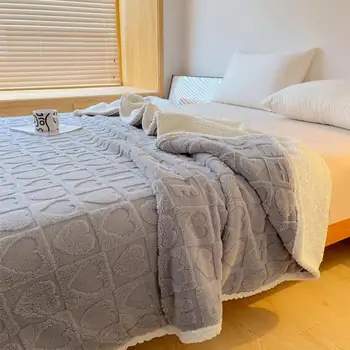 Эффектное одеяло, стильное уютное одеяло в клетку с сердечками, Универсальный офисный декор для дома, легкий удобный ворс для дома