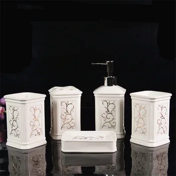 WSHYUFEI Европейский стиль простой керамический набор для мытья ванной комнаты из пяти частей свадебный подарок паре чашка для чистки зубов кружка дозатор мыла